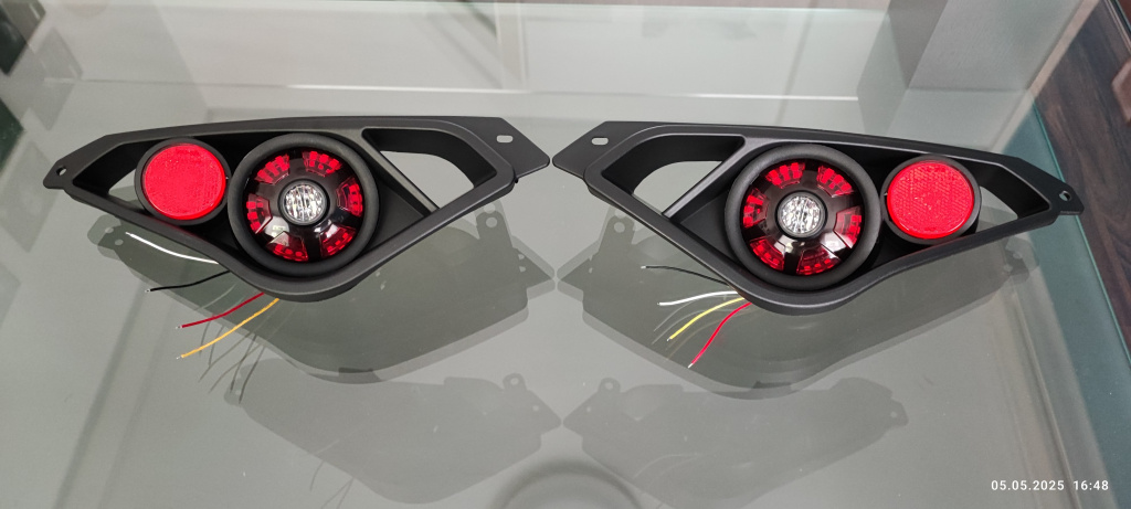 Mud Worx LED Komplett Rückleuchten Kit für CAN-AM Renegade G1 & G2